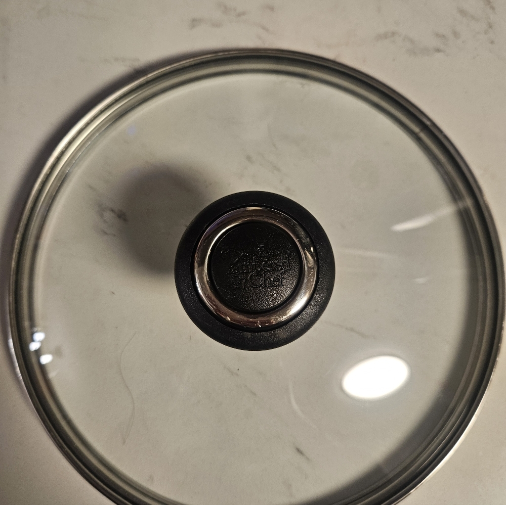 Pampered Chef Clear Glass Lid with Black Knob